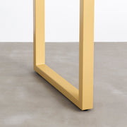 KANADEMONOのラバーウッド材アッシュグレーの天板とマリーゴールドのカラースクエア脚を組み合わせたテーブル（脚）
