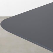 KANADEMONOのFENIX ダークグレーの天板を使用したテーブル（天板角）