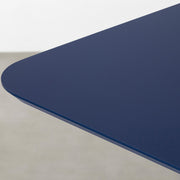 KANADEMONOのFENIX ネイビーの天板を使用したテーブル（天板角）