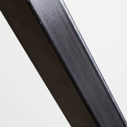 Kanademonoのウォルナット突板天板とマットクリア塗装仕上げのＸライン鉄脚を組み合わせたテーブル（アイアンチューブ）