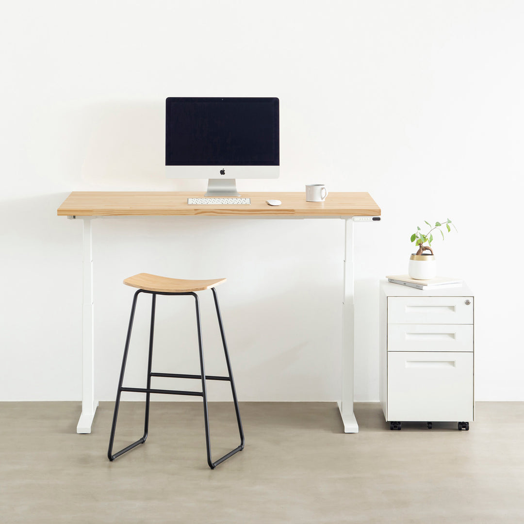 THE TABLE / パイン × スマート電動昇降脚 – KANADEMONO