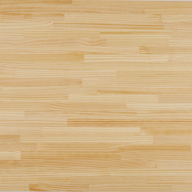 KANADEMONOのパイン材の天板とサンドベージュのカラースクエア脚を組み合わせたテーブル（天板クローズアップ）