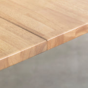Kanademonoのラバーウッドアッシュ天板に角柱ステンレス脚を合わせた奥行の広い大型テーブル（天板連結部分）