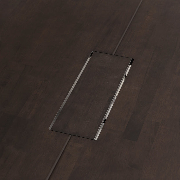 Kanademonoの配線孔BROCK＆TRAY付きの特寸サイズのラバーウッドブラックブラウン天板と角柱ステンレス脚を組み合わせた大型テーブル（BLOCK)