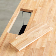 KANADEMONOの配線孔BROCK&TRAY付きのラバーウッド材ナチュラル天板とスクエア型ステンレス脚を組み合わせたテーブル（配線トレー使用例5）