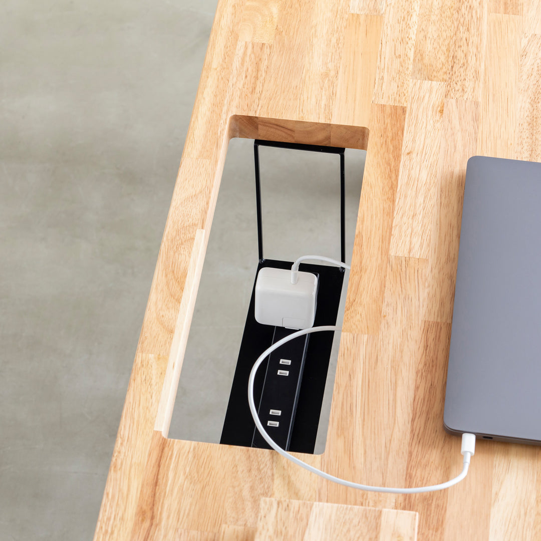 KANADEMONO 打ち合わせ用デスク THE TABLE 配線孔付き Kanademono新商品】脚の中に配線できる革新的デザインの「配線孔付き