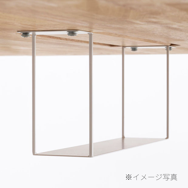 Kanademonoのラバーウッド アッシュグレー天板とホワイト脚を組み合わせたシンプルモダンな奥行連結タイプの配線トレー付き特大テーブル（配線トレー1）