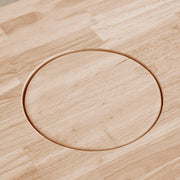 Kanademonoのラバーウッドアッシュ天板とブラックのアイアン脚で製作した、猫穴付きのローテーブル（猫穴クローズ時）