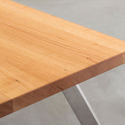 Kanademonoの無垢ブラックチェリー天板にステンレスの4pinアイアン脚を組み合わせたローテーブル（天板）