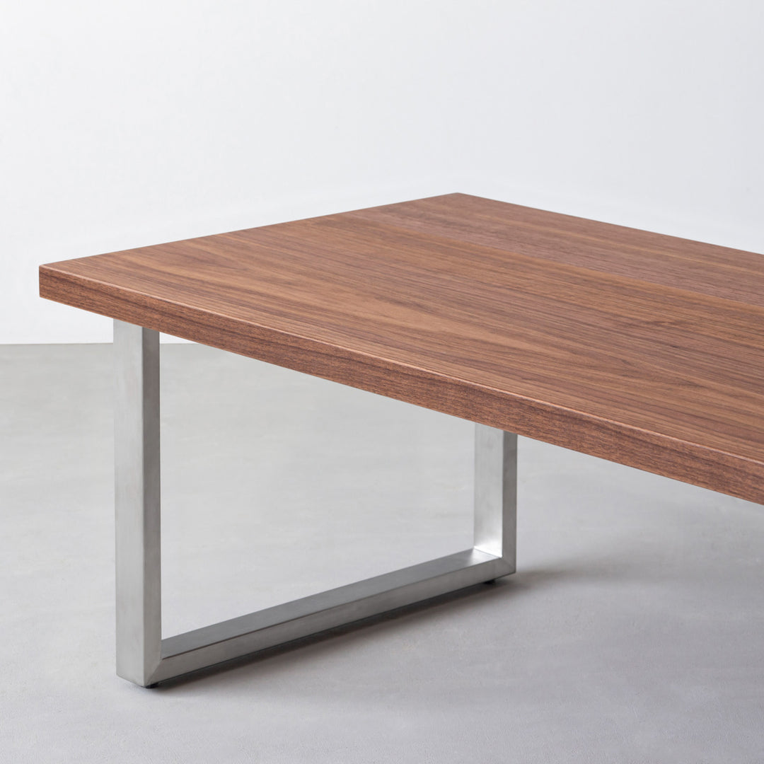 一枚板テーブル　ウォールナット　鉄脚　ローテーブル　貸別荘　民泊　ホテルリゾート 一枚板テーブル ウォールナット 鉄脚 ローテーブル 貸別荘 民泊