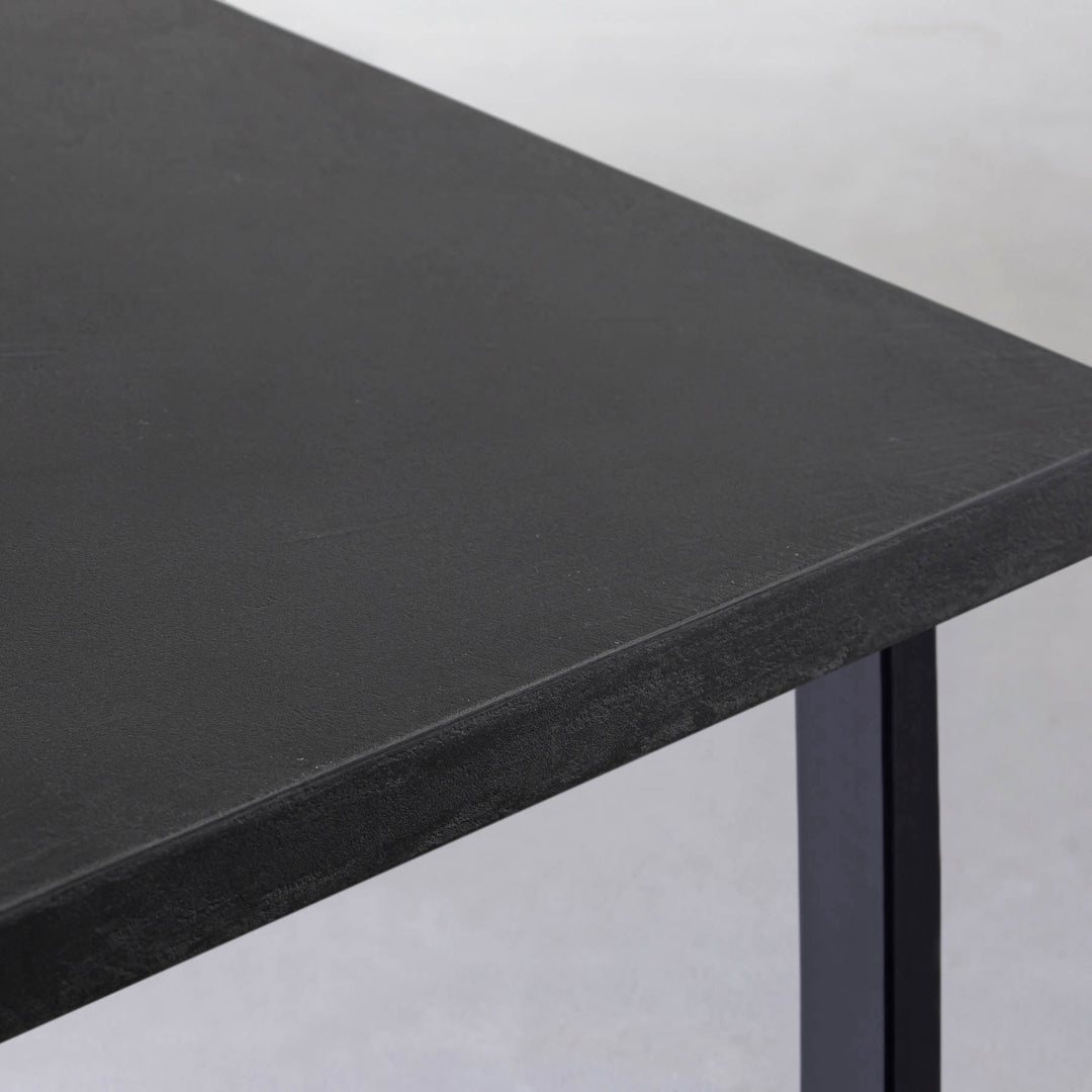 S*)様 【赤字放出】傷あり　アウトレット　モールテックス　天板　デスク　テーブ THE LOW TABLE / MORTEX モールテックス 全4色 × Black Steel – KANADEMONO