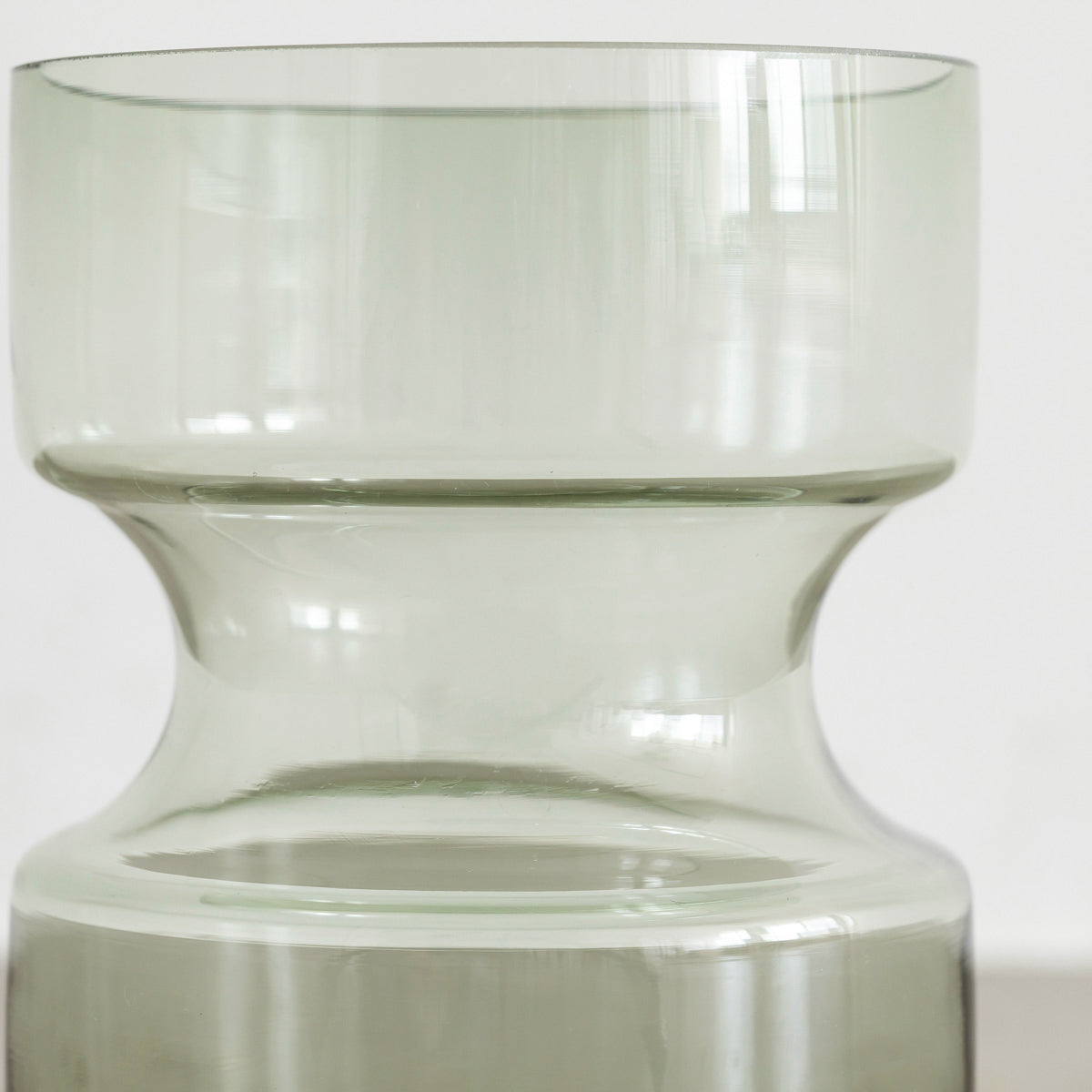 Glass Hourglass ガラス フラワーベース グリーン KANADEMONO