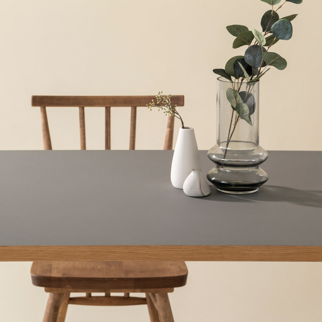 THE TABLE / リノリウム ベージュ・グレー系 × White Steel THE TABLE / リノリウム ベージュ・グレー系 × White Steel
