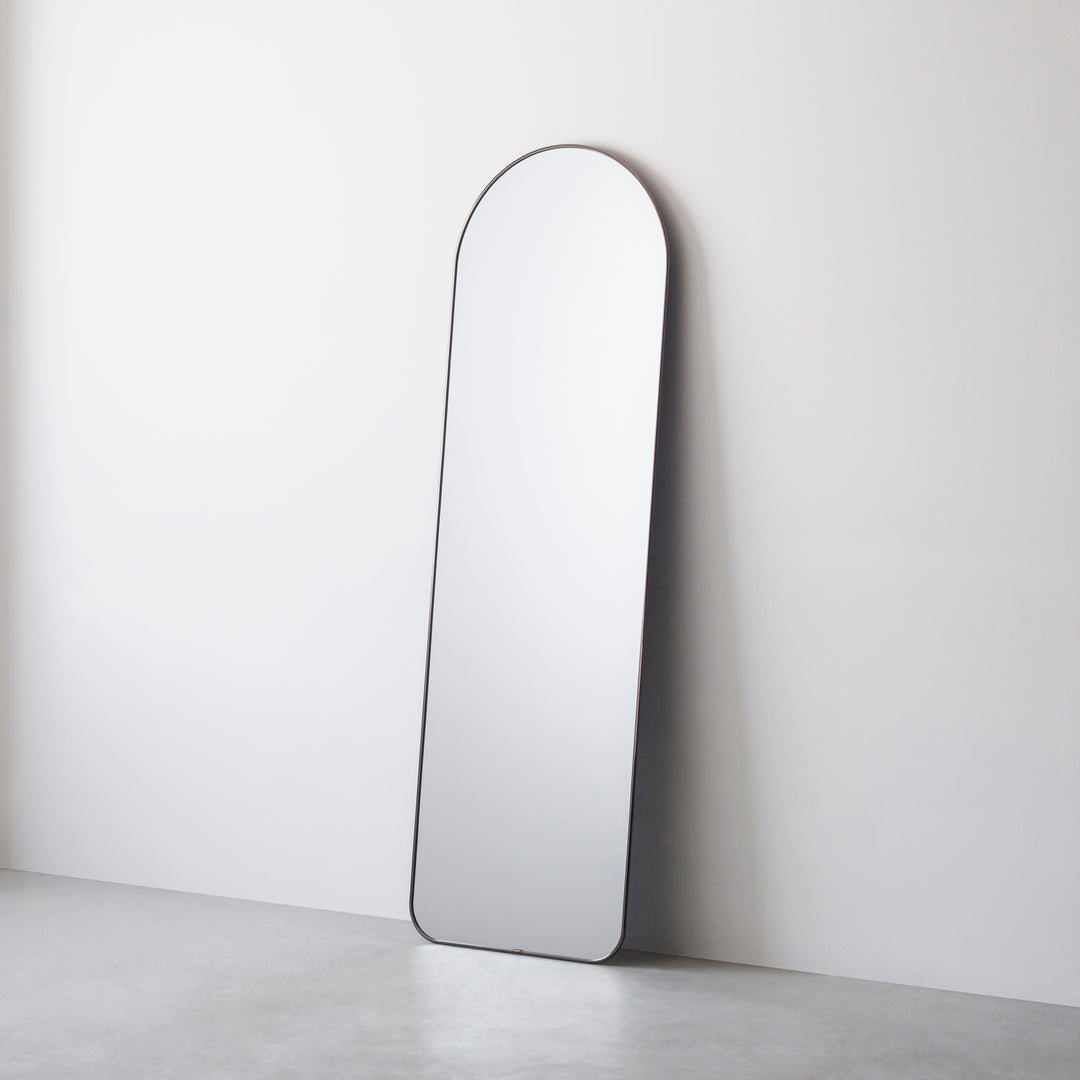 Hubba Arched Leaning Mirror アーチフレーム スタンドミラー – KANADEMONO