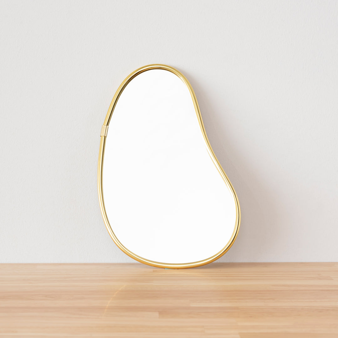 Hubba Pebble Mirrors, Set of 3 小石のような ウォールミラー 3枚