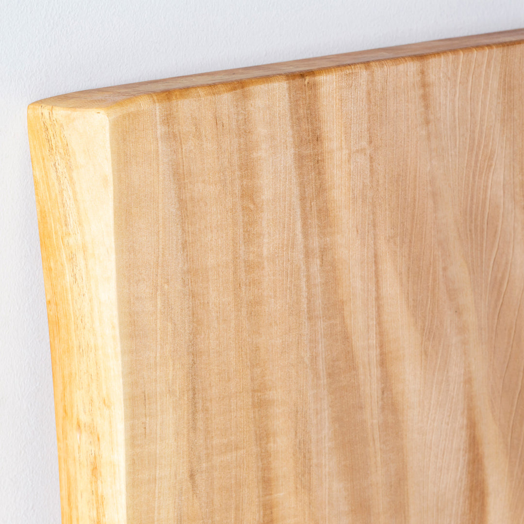 一枚板 / トチ #0017 ベンチにぴったりの末広がりな天板 790 × 345