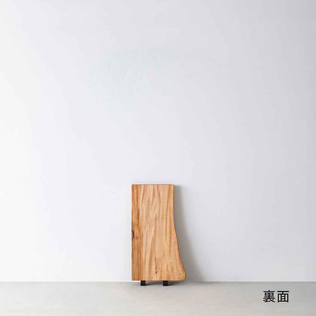一枚板 / トチ #0017 ベンチにぴったりの末広がりな天板 790 × 345
