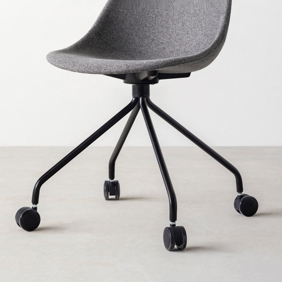 Egg - Curve 丸みのある ファブリックデスクチェア – KANADEMONO