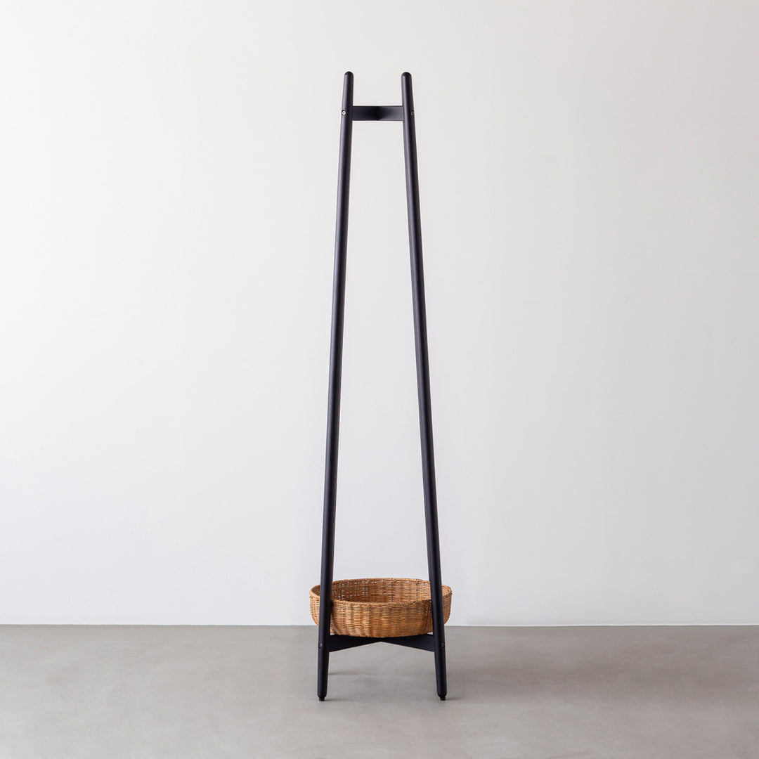 Oak × Rattan オーク無垢材 バスケット付きハンガーラック