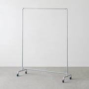 インダストリアルテイストなラック