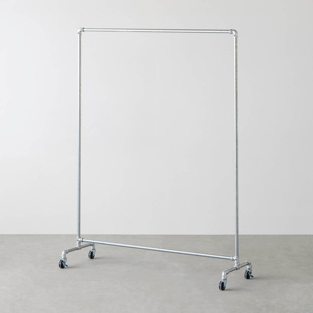 インダストリアルテイストなラック