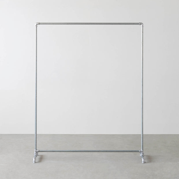 インダストリアルテイストなラック