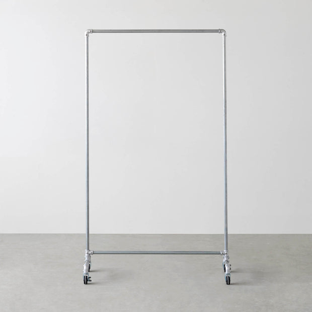 インダストリアルテイストなラック