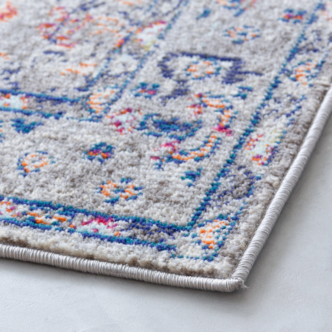 Graceful Oriental Tribal Rug 120×170 – KANADEMONO