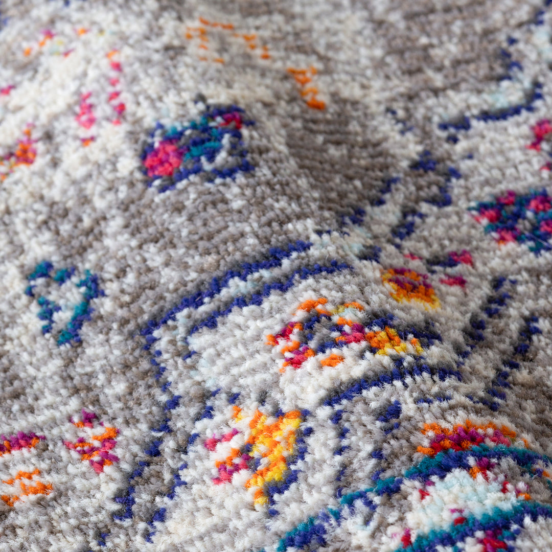 Graceful Oriental Tribal Rug 120×170 – KANADEMONO