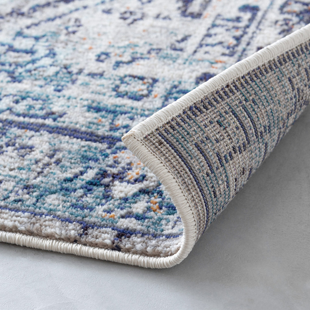 Dynamic Medallion Tribal Rug 120×170 – KANADEMONO