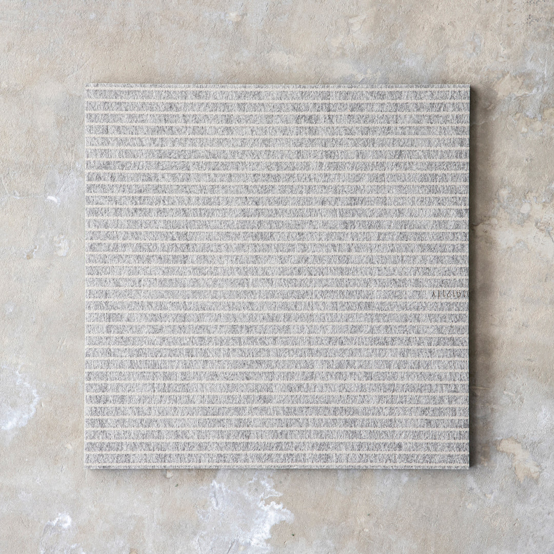 多機能な 防音 ジョイントマット 50×50 – KANADEMONO