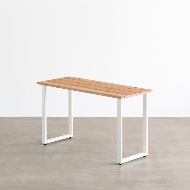 かなでものの杉無垢材とホワイトのレクタングル鉄脚を組み合わせたシンプルモダンなテーブル
