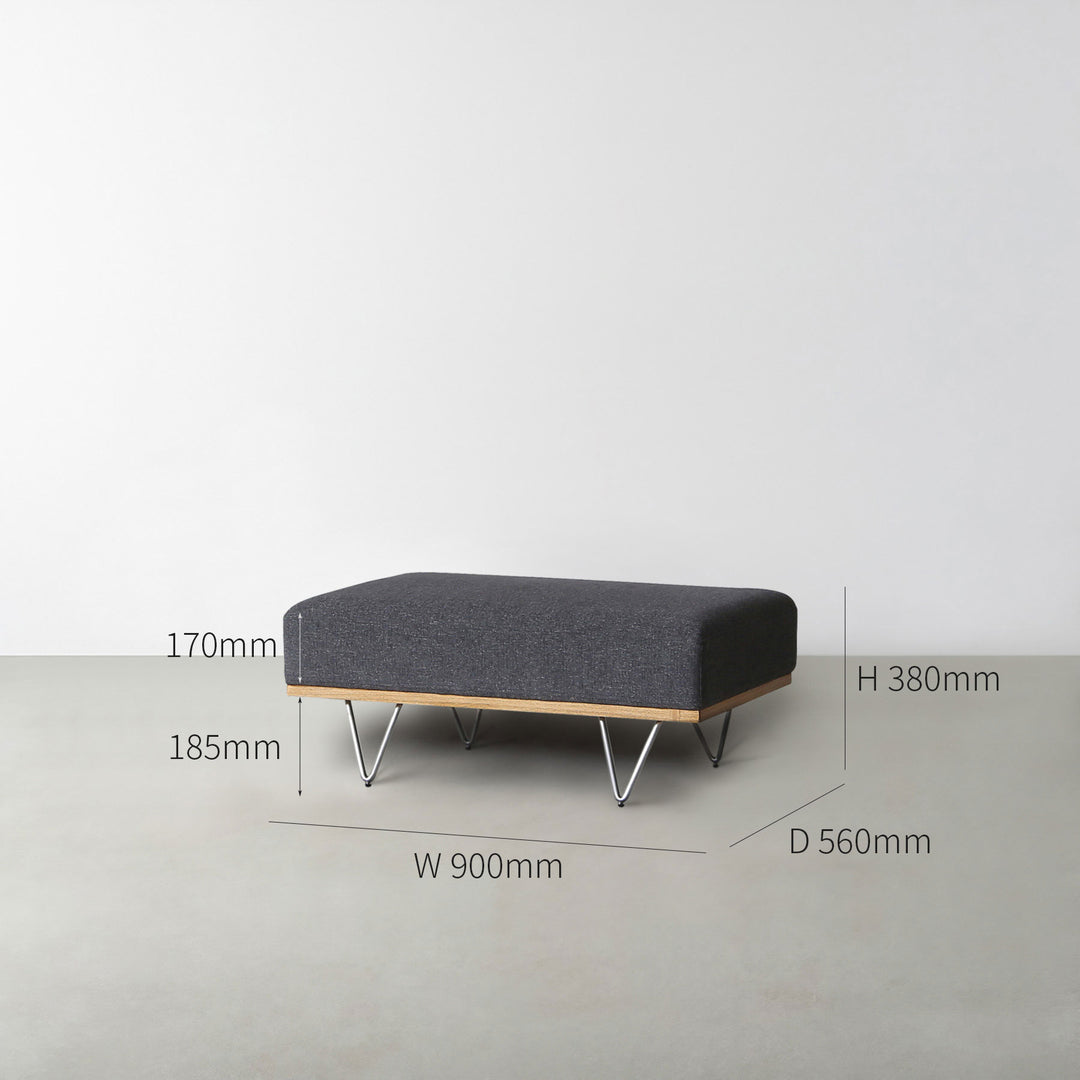 洗練された V字ステンレス脚 ソファ Ottoman – KANADEMONO