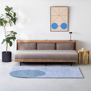 オーク無垢材とベージュのファブリックを使ったスタイルチェンジできるソファベッド