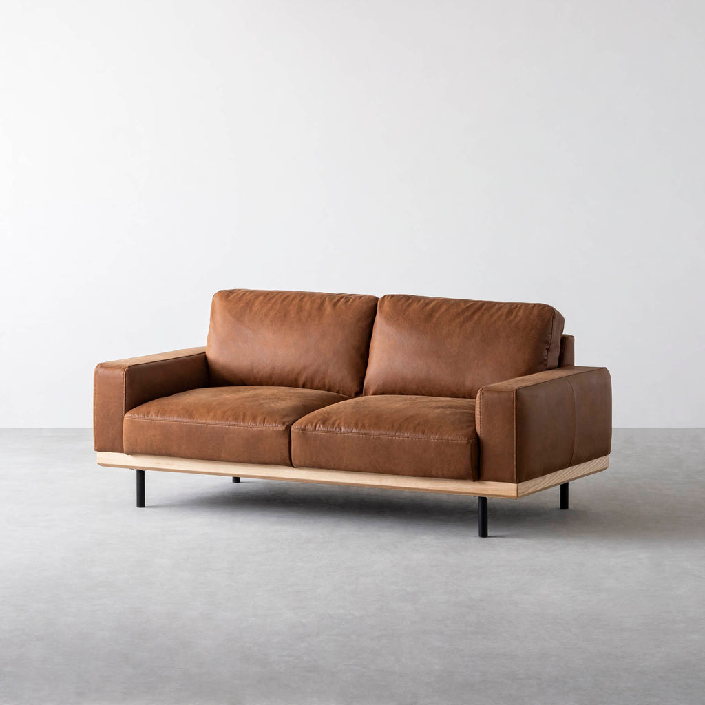 オイルレザーの風合い ブラウン ソファ 2.5 seater – KANADEMONO