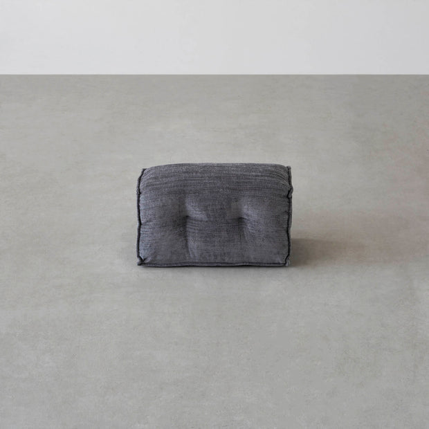 カスタマイズできるクッションソファ用の背もたれパーツ