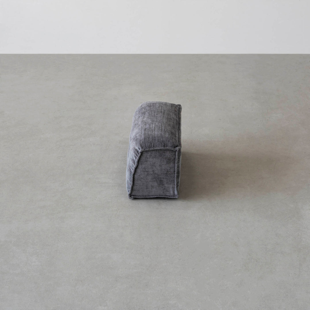 THE CUSHION SOFA / 背もたれ – KANADEMONO