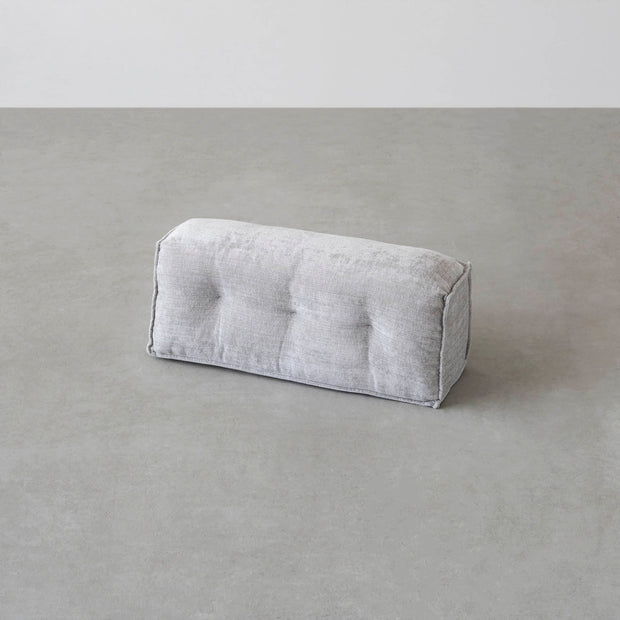 カスタマイズできるクッションソファ用の背もたれパーツ