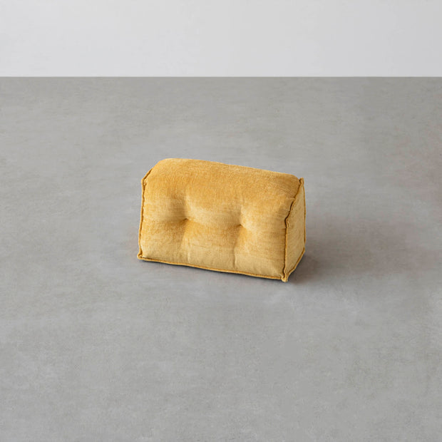 カスタマイズできるクッションソファ用の背もたれパーツ