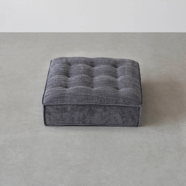 カスタマイズできるクッションソファ用の座面パーツ