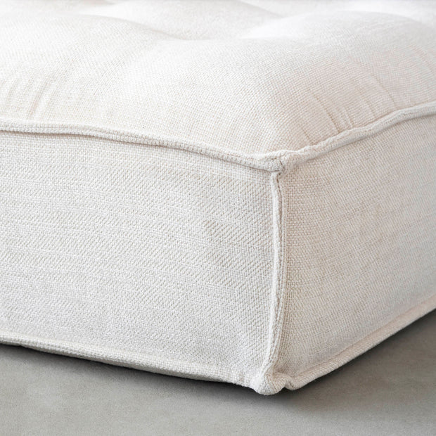 カスタマイズできるクッションソファ用の座面パーツ