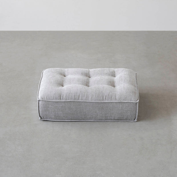 カスタマイズできるクッションソファ用の座面パーツ