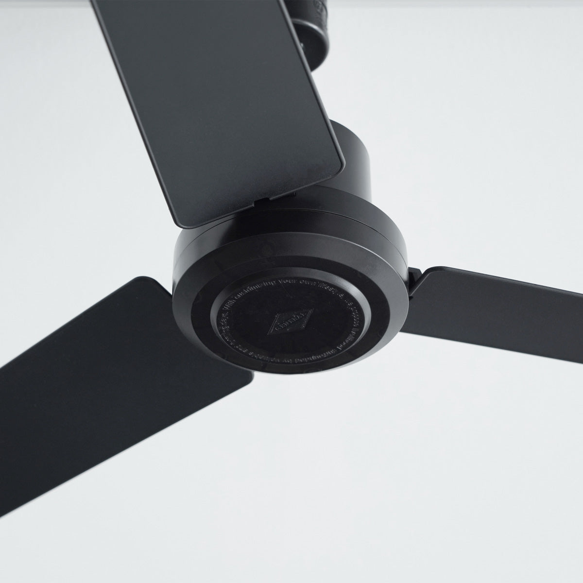 Ceiling × Fan ダクトレールファン φ50 – KANADEMONO