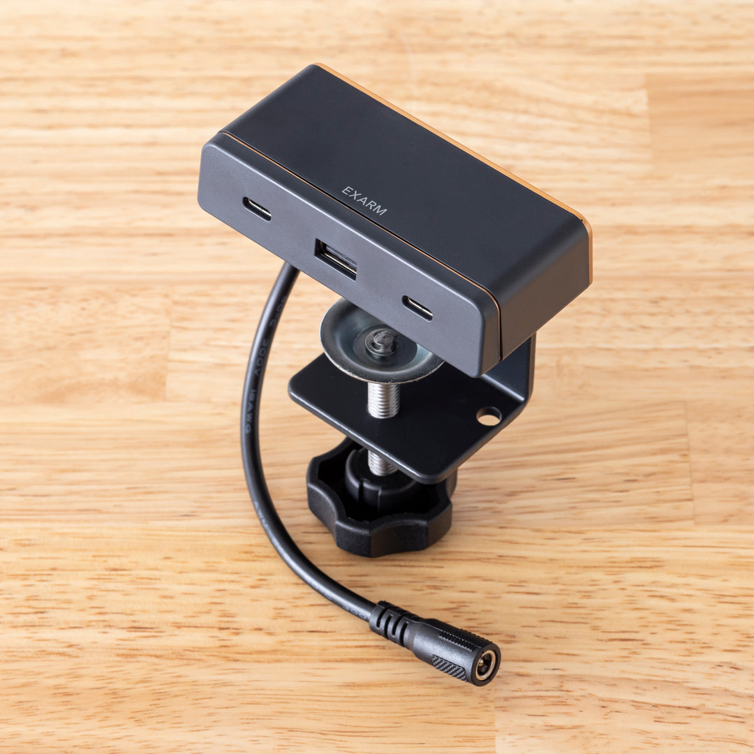 USB充電ポート 手のひらサイズ クランプ式 – KANADEMONO USB充電ポート 手のひらサイズ クランプ式 – KANADEMONO