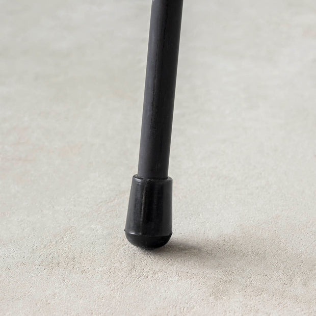 チーク無垢材とスチール脚のハイチェア