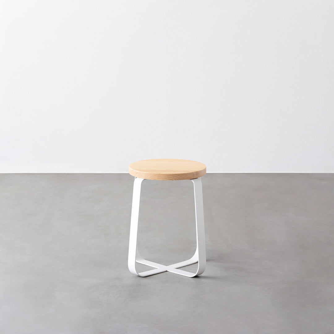 KANADEMONO THE STOOL 無垢ホワイトアッシュ THE STOOL / 無垢 ホワイトアッシュ × White Steel Standard – KANADEMONO