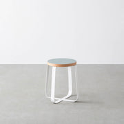 KanademonoのリノリウムLowスツール