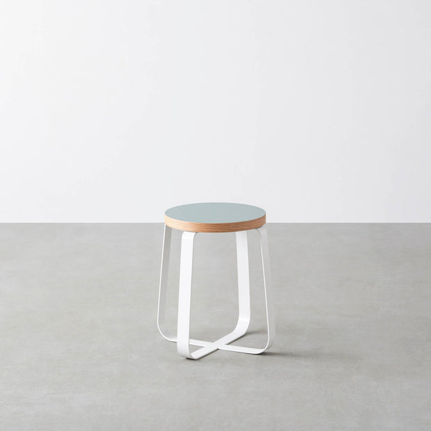 KanademonoのリノリウムLowスツール