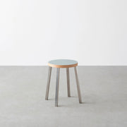 KanademonoのリノリウムLowスツール