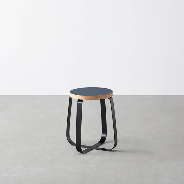 THE STOOL / リノリウム 全32色 × Black Steel　Standard